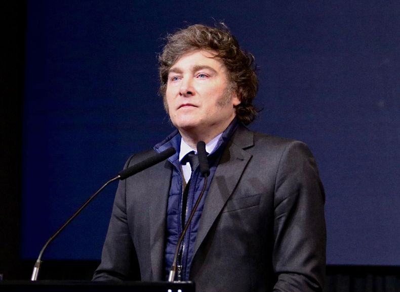 El presidente Javier Milei mantiene una pulseada con los gremios aeronáuticos.