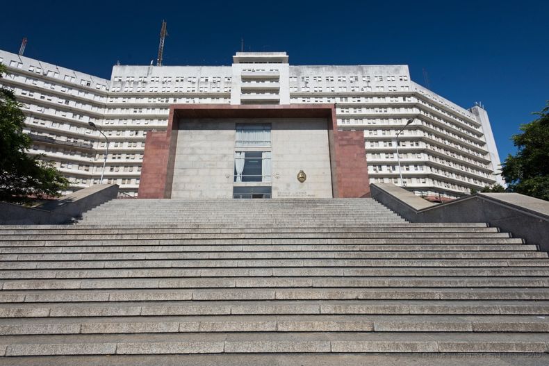 El edificio Libertad de la Armada.