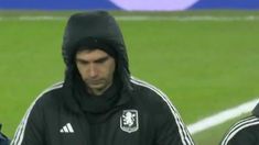 Preocupación en la Selección: Dibu Martínez sintió una molestia y fue remplazado en el entretiempo ante Crystal Palce Preocupación en la Selección: Dibu Martínez sintió una molestia y fue remplazado en el entretiempo ante Crystal Palce