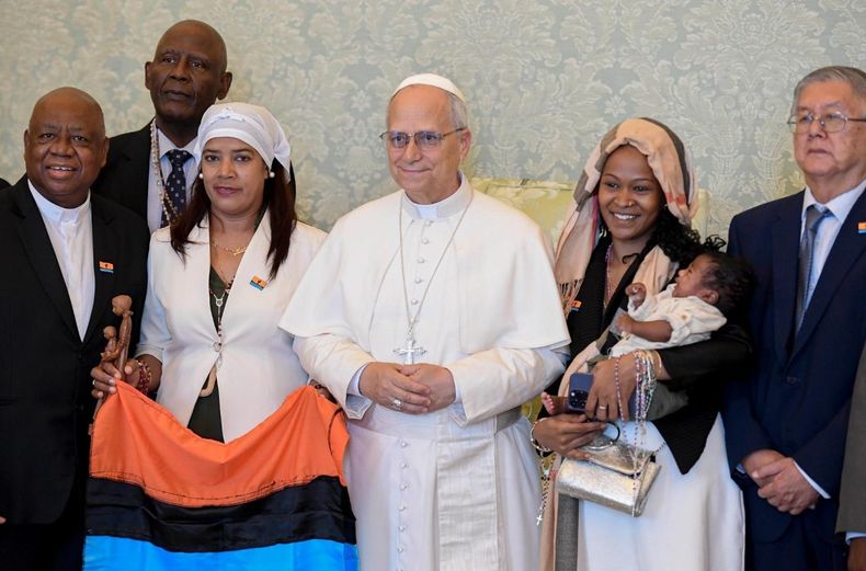 Delegación del «Chagos Refugees Group», de Port Louis  