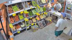 Brutal ataque del ladrón del gas pimienta. Brutal ataque del ladrón del gas pimienta.