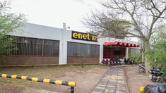 Dos alumnos de la ExEnet se ríen de la supuesta violación de una mujer. Dos alumnos de la ExEnet se ríen de la supuesta violación de una mujer.