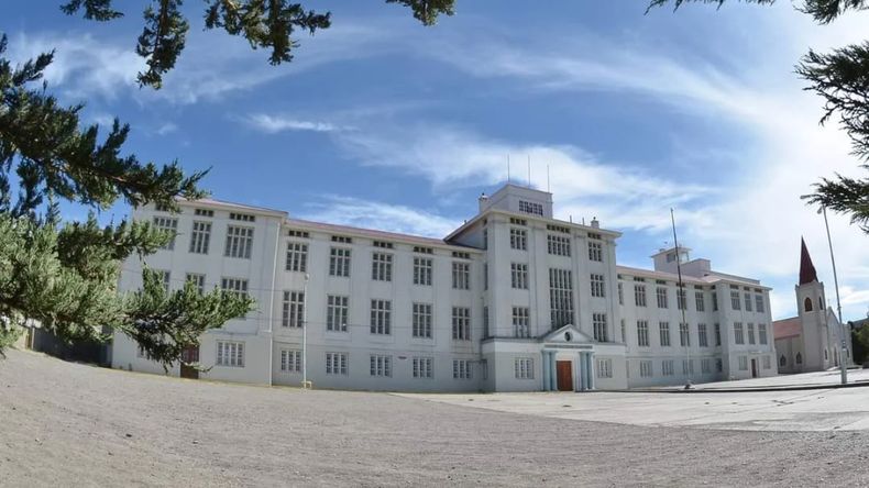 Terror en un colegio religioso: difundieron mensajes con amenazas a los alumnos