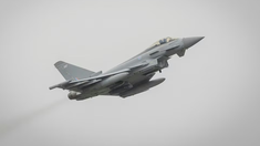 Los aviones caza Typhoon Tranche 2 de la Real Fuerza Aérea (RAF) del Reino Unido reemplazarán a los Tranche 1. Los aviones caza Typhoon Tranche 2 de la Real Fuerza Aérea (RAF) del Reino Unido reemplazarán a los Tranche 1.