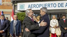 El abrazo entre el presidente Alberto Fernández y su par Mario Abdo en Paraguay.