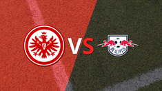 Eintracht Frankfurt y RB Leipzig sellaron un empate a dos