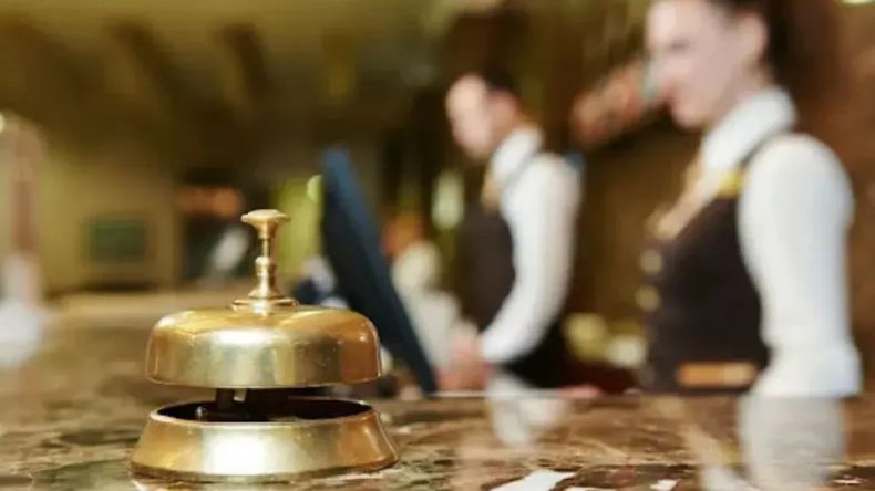 Crisis en el turismo: los hoteles denuncian hasta 300 despidos por mes por la caída de la ocupación.