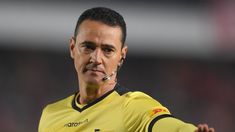 El colombiano de 44 años es uno de los mejores árbitros de Sudamérica. El colombiano de 44 años es uno de los mejores árbitros de Sudamérica.