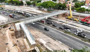 La autopista permanecerá cerrada durante el fin de semana.&nbsp;