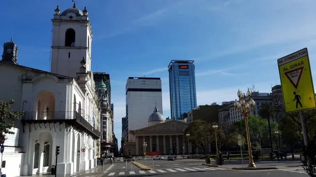 Cielo con pocas nubes para este miércoles.