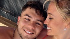 Lucas Blondel ya no oculta su amor por Morena Beltrán. Lucas Blondel ya no oculta su amor por Morena Beltrán.