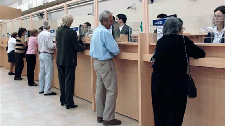 El trámite para jubilados se denomina Reparación Histórica: comenzará el proceso de forma virtual y se finalizará de forma presencial.
