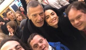 Lali con los hijos de Garzón.