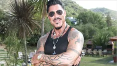Ricardo Fort tendría un hermano perdido. Ricardo Fort tendría un hermano perdido.