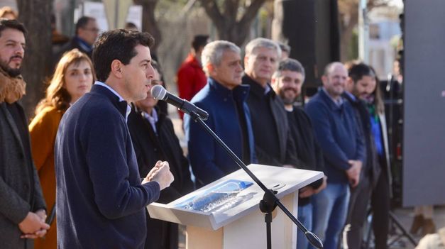 El ministro del Interior participó de la inauguración de una nueva oficina de Anses en la localidad pampeana de Santa Isabel.