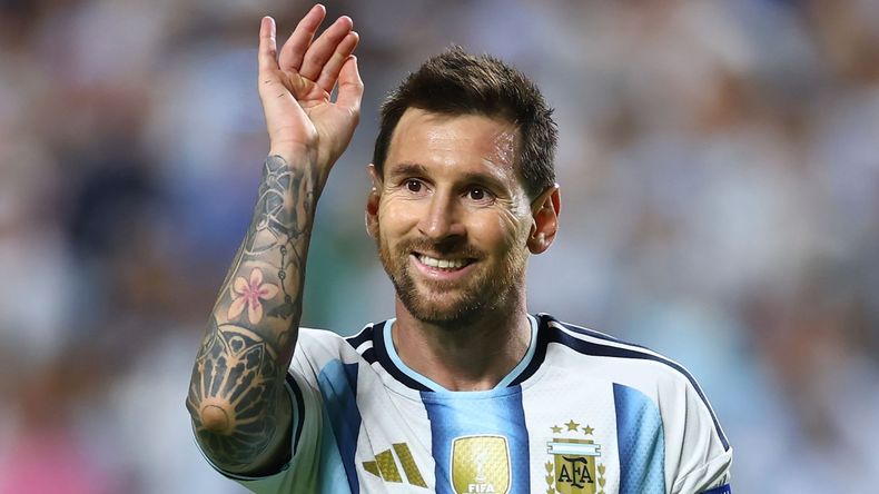 Lionel Messi fue homenajeado por las Pastillas del Abuelo con una canción inédita.&nbsp;