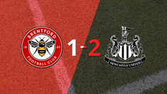 newcastle united saco el triunfo 2-1 en su visita a brentford