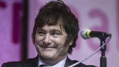 Javier Milei reafirmó que si gana las elecciones enviará un proyecto para dolarizar la economía Javier Milei reafirmó que si gana las elecciones enviará un proyecto para dolarizar la economía