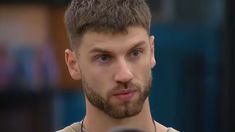 Tato sorprendió con una inesperada confesión en Gran Hermano. Tato sorprendió con una inesperada confesión en Gran Hermano.