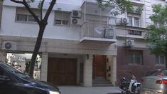 El hecho ocurrió en pleno centro del barrio Caballito. El hecho ocurrió en pleno centro del barrio Caballito.