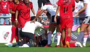 Conmoción en River: una jugadora de fútbol femenino convulsionó en pleno partido.&nbsp;