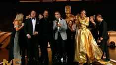 El premio se entregó al final de la ceremonia. El premio se entregó al final de la ceremonia.