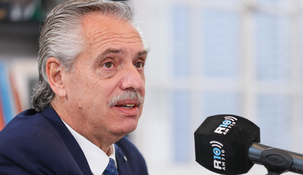 Alberto Fernández criticó la forma espuria en que Macri tomó deuda con el Fondo Monetario Internacional.