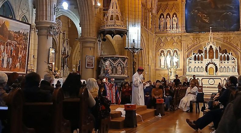 El obispo auxiliar porteño, Alejandro Giorgi, se hizo presente.