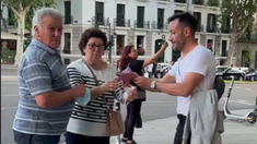 El cantante fue fotógrafo mientras está de gira en España.