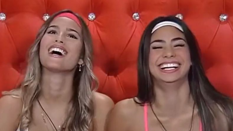 Julieta y Daniela fueron juntas al confesionario.