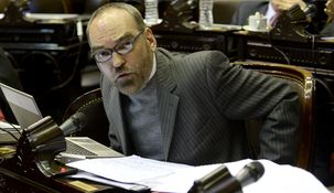 Fernando Iglesias, uno de los primeros en escribir en Twitter tras el comunicado de Máximo Kirchner.