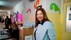 Arabela Carreras votando en las PASO del 13 de agosto.