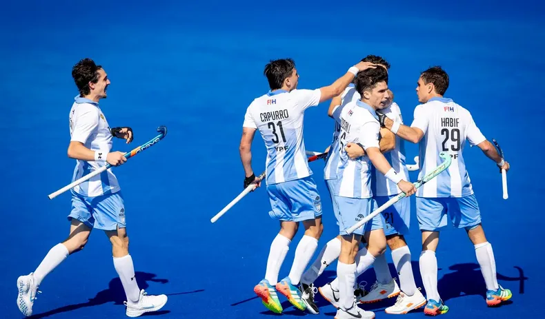 La Selección argentina masculina se impuso 2-1 ante el vigente campeón olímpico en Bélgica.
