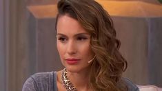 En Miami, Pampita se lució con una microbikini animal print, el modelo tendencia de este verano