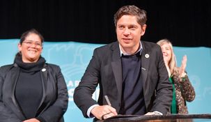 kicillof presento su spot de campana para las elecciones 2023 en buenos aires: avanzar derecho al futuro kicillof presento su spot de campana para las elecciones 2023 en buenos aires: avanzar derecho al futuro