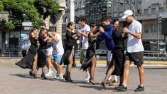 Las estrellas del Argentina Open visitaron el Obelisco. Las estrellas del Argentina Open visitaron el Obelisco.