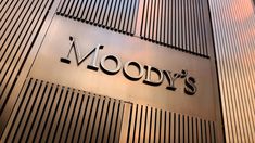 La calificadora de riesgo elevó la nota crediticia de Argentina. La calificadora de riesgo elevó la nota crediticia de Argentina.