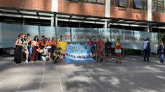 La protesta tuvo lugar en el Polo Científico. La protesta tuvo lugar en el Polo Científico.