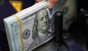 El gobieron anuncio el inicio de la Fase 3 del programa economico. El gobieron anuncio el inicio de la Fase 3 del programa economico.