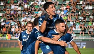 Racing le ganó a Banfield de visitante y endereza el rumbo.