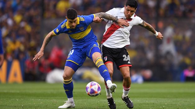 El Xeneize se quiere quedar con el defensor, pero el Millonario va con todo gracias a la plata que le entró por Enzo Fernández.