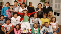 Sorpresa dentro del cast de Floricienta. La actriz que interpretó a Maia Fritzenwalden está embarazada. Sorpresa dentro del cast de Floricienta. La actriz que interpretó a Maia Fritzenwalden está embarazada.