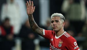 El mediocampista se despidió de Benfica. El mediocampista se despidió de Benfica.