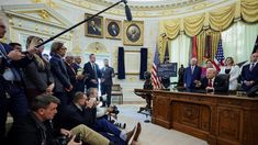 Donald Trump le quitó a 105 productos ecuatorianos el 15% de aranceles para contener la inflación en alimentos. Donald Trump le quitó a 105 productos ecuatorianos el 15% de aranceles para contener la inflación en alimentos.