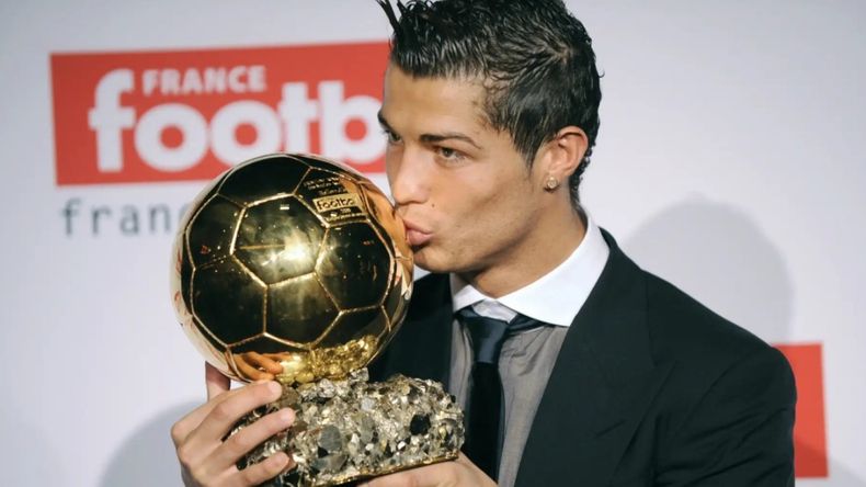 Cristiano Ronaldo se impuso en la votación con su temporada 2008 en el Manchester United.