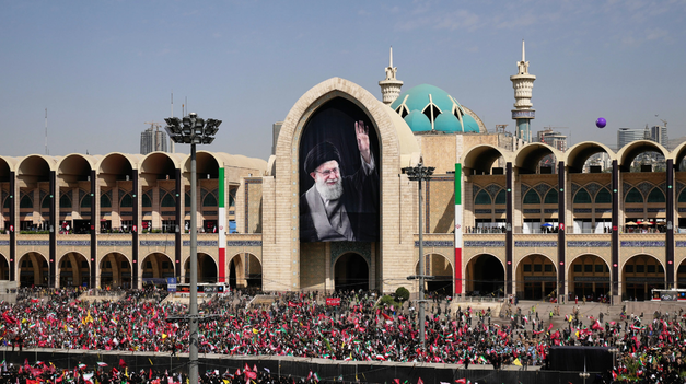 Ali Khamenei fue despedido por millones de personas.