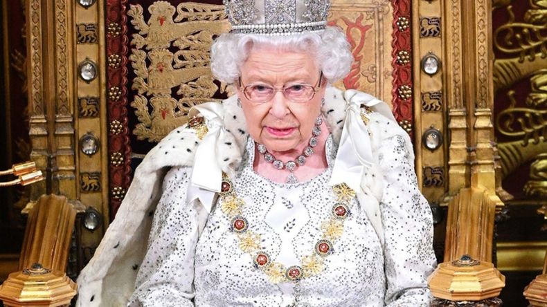 La Reina Isabel II ocupó el trono de Inglaterra durante 70 años.