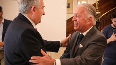 El gobernador jujeño expuso en la UIA las líneas directrices de su pensamiento económico.