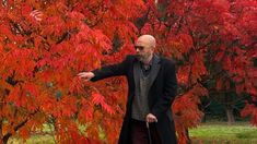 El artista fue fotografiado en el jardín de su casa en Parque Leloir a horas de su fallecimiento. El artista fue fotografiado en el jardín de su casa en Parque Leloir a horas de su fallecimiento.