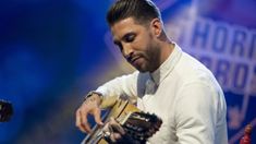 Sergio Ramos impactó con su look vintage para el Gran Premio de México de F1. Sergio Ramos impactó con su look vintage para el Gran Premio de México de F1.